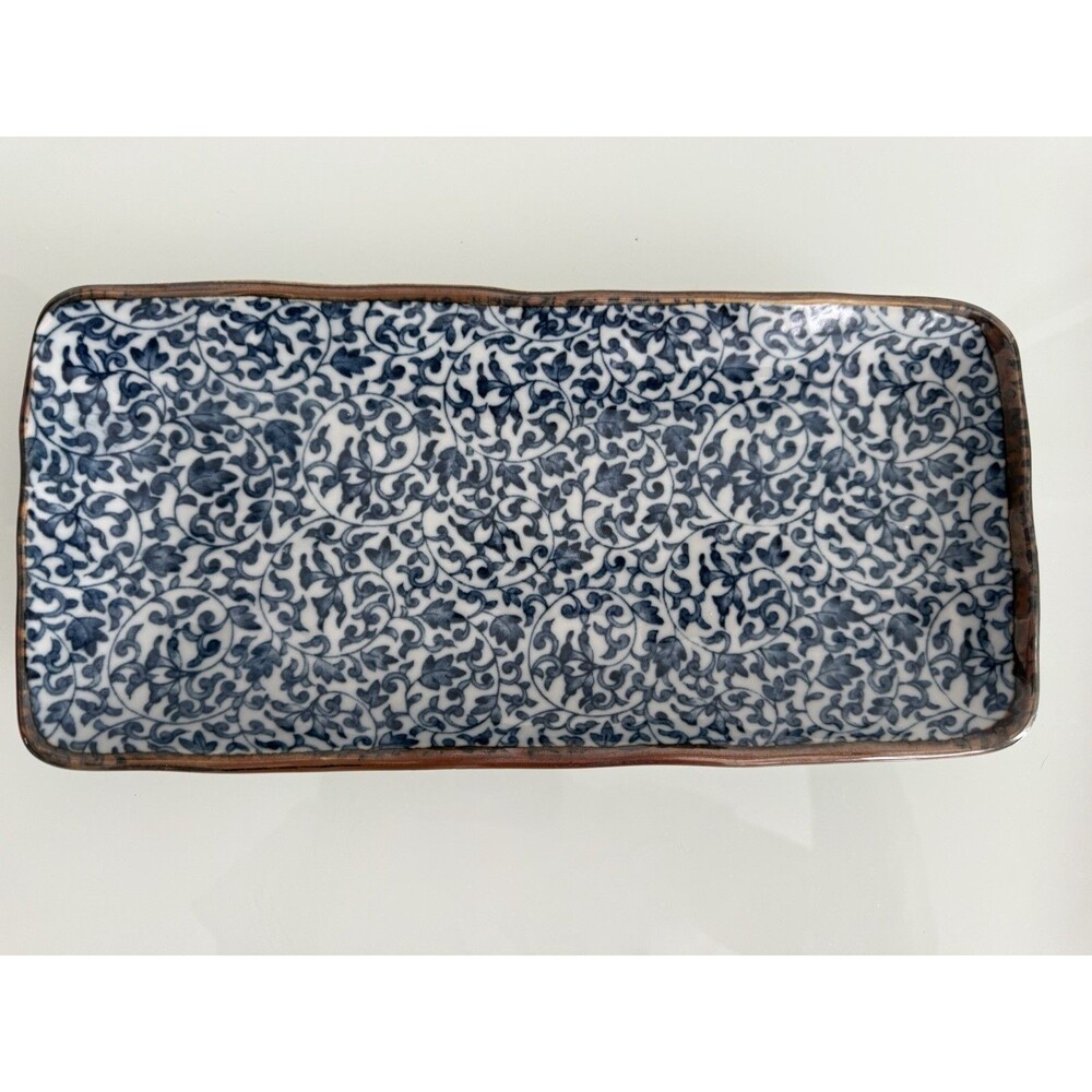 โฟ Japanese Blue White Porcelain Rectangular Serving Tray Floral Pattern